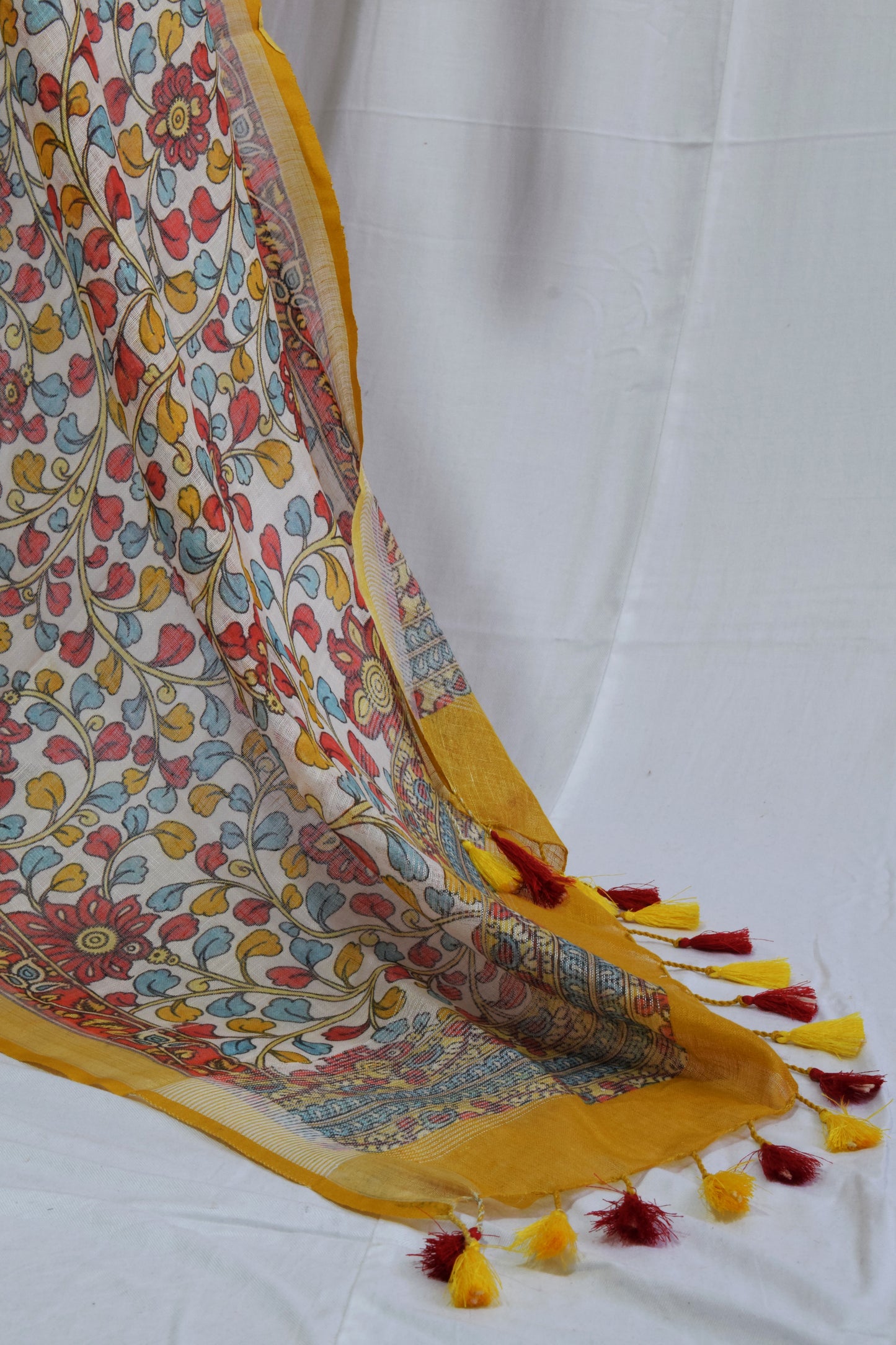 Mustard Linen Printed Dupatta