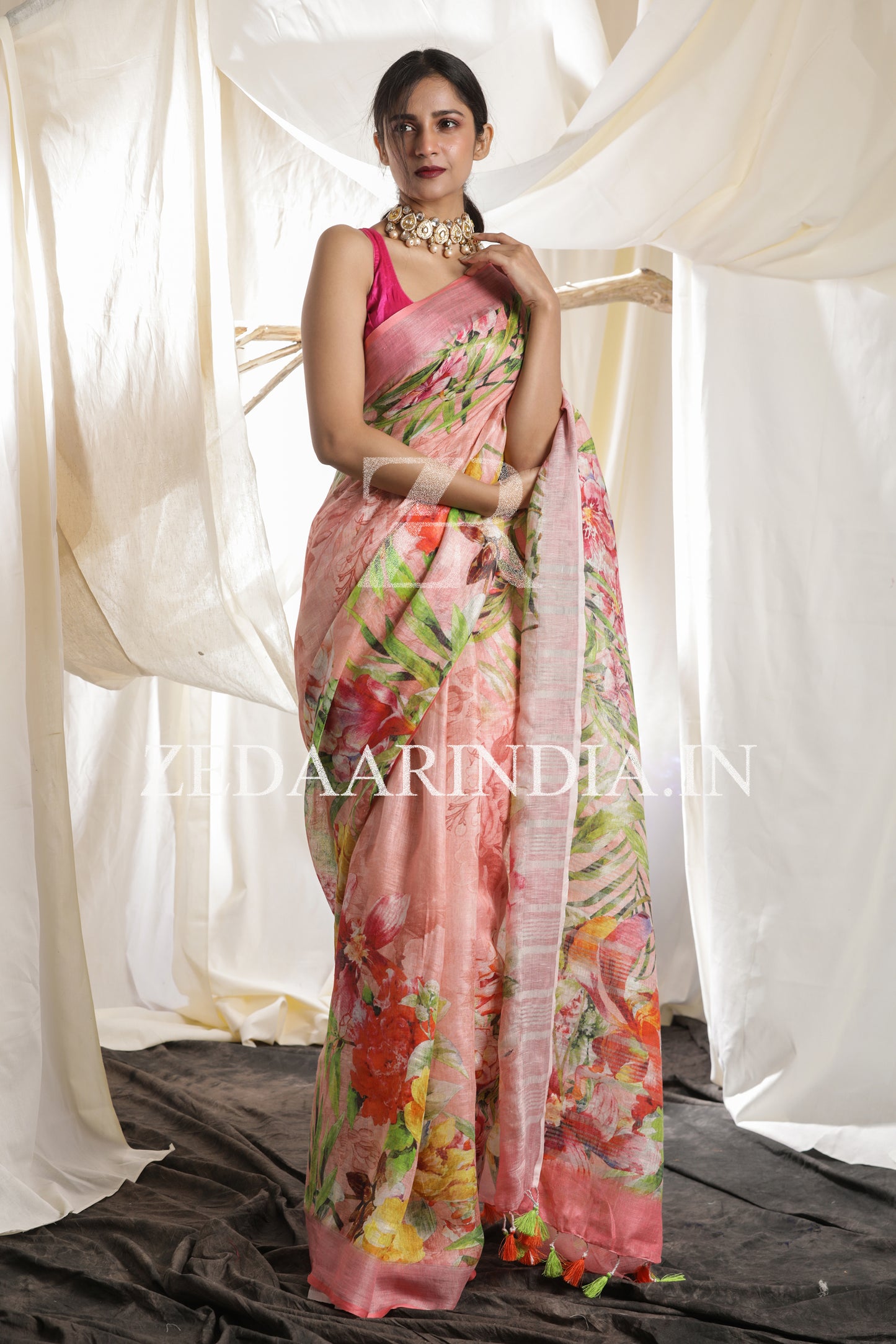 Digital Printed Premium Linen Saree (100% Linen)