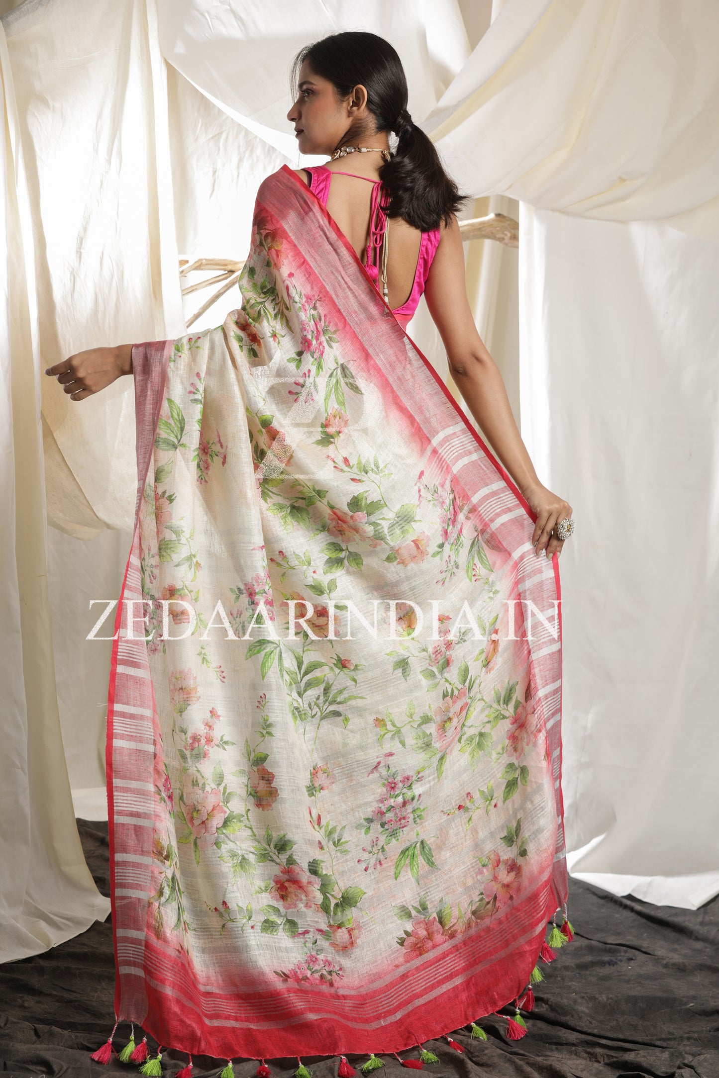 Digital Printed Premium Linen Saree (100% Linen)