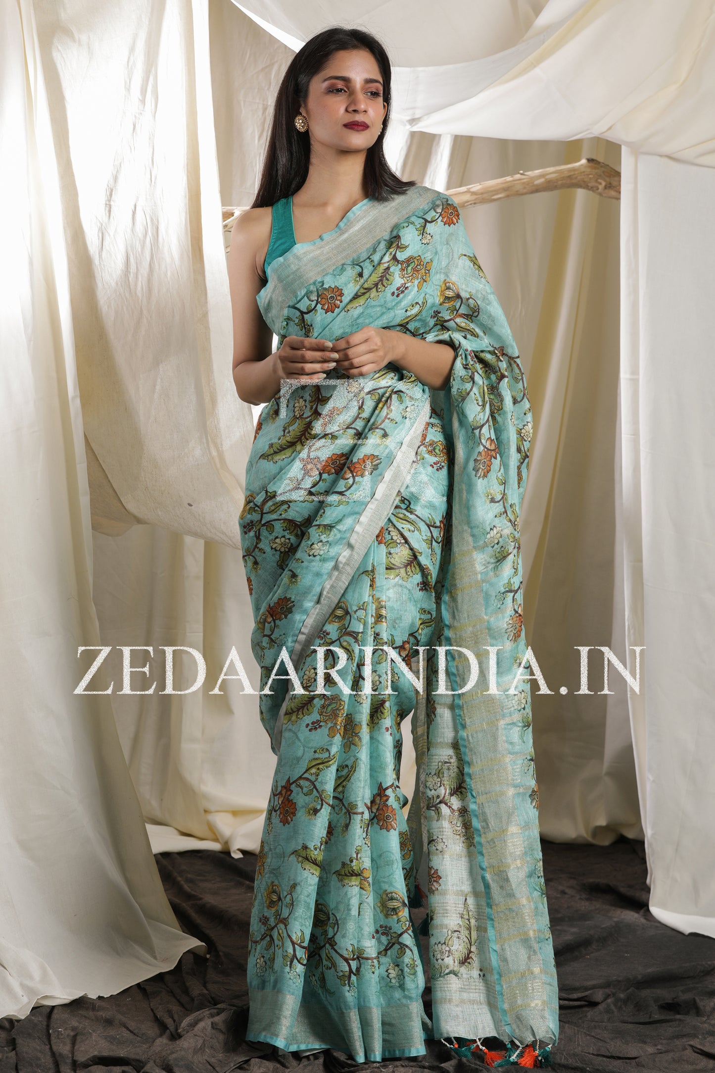 Digital Printed Premium Linen Saree (100% Linen)