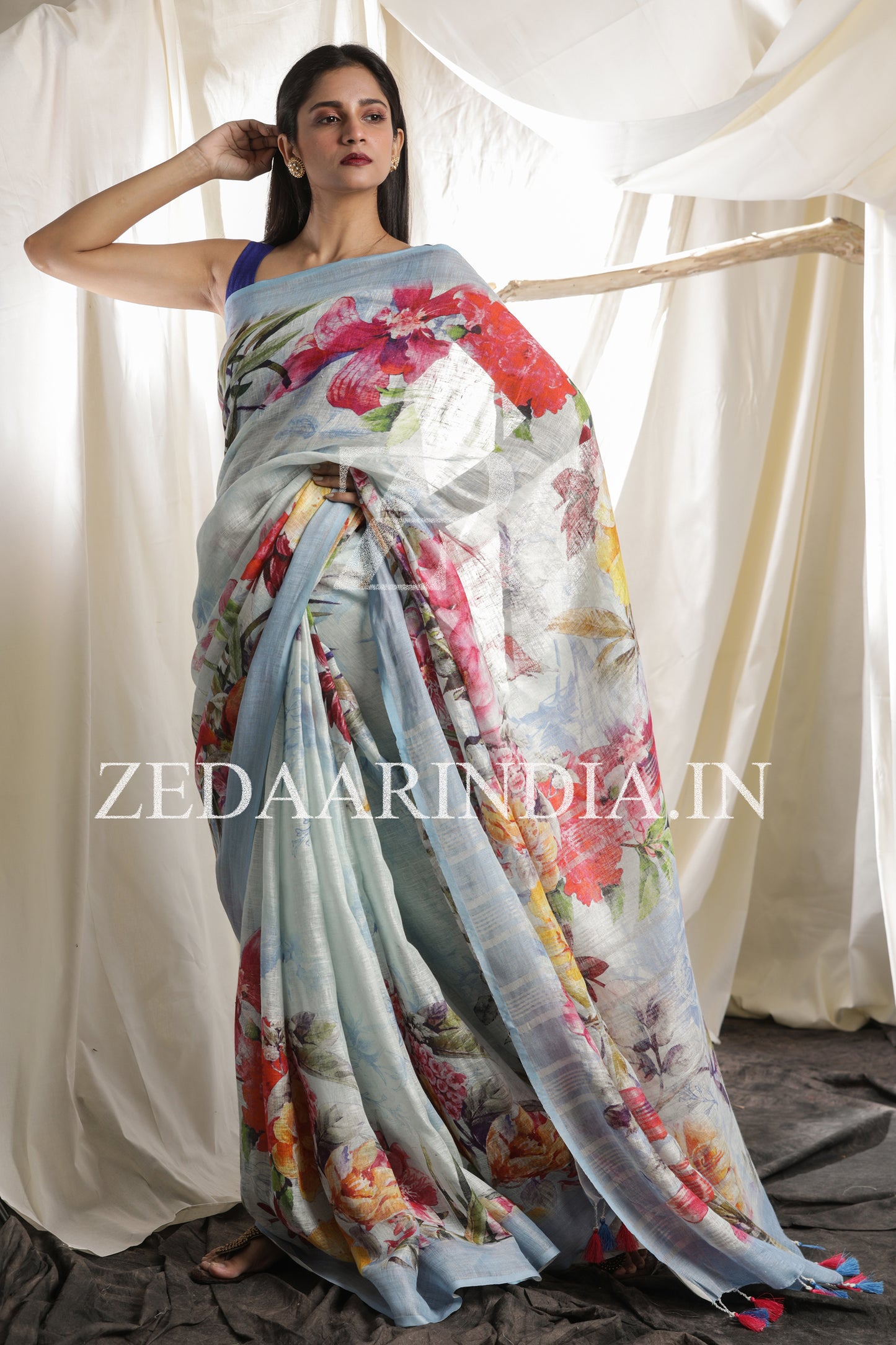 Digital Printed Premium Linen Saree (100% Linen)