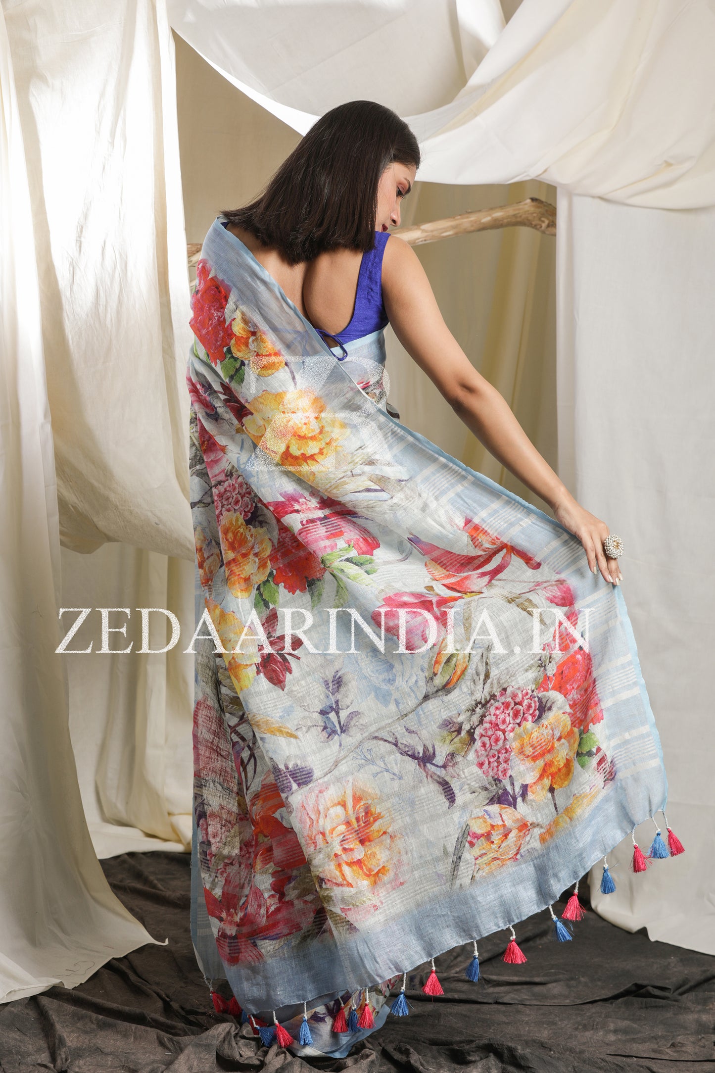 Digital Printed Premium Linen Saree (100% Linen)