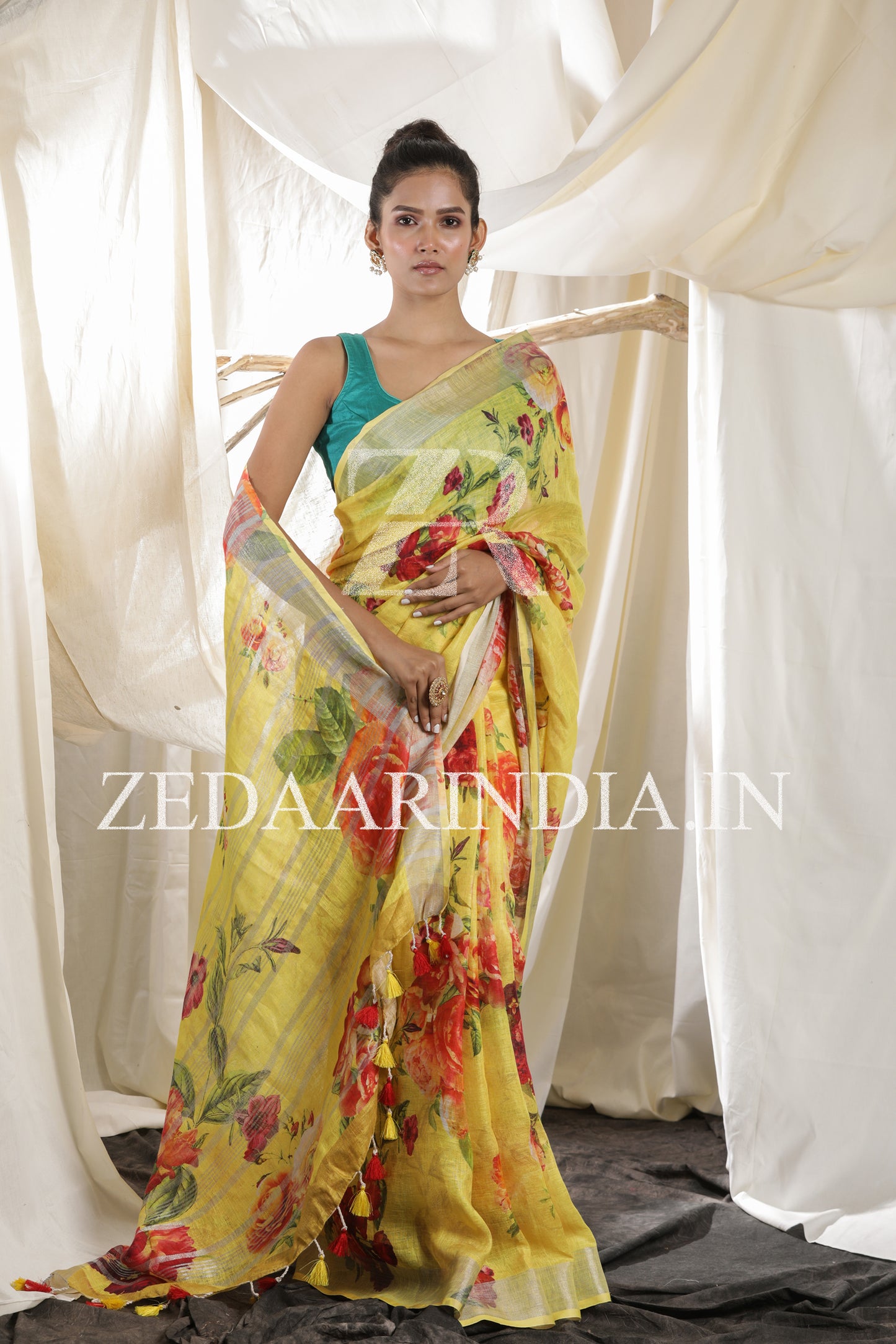 Digital Printed Premium Linen Saree (100% Linen)