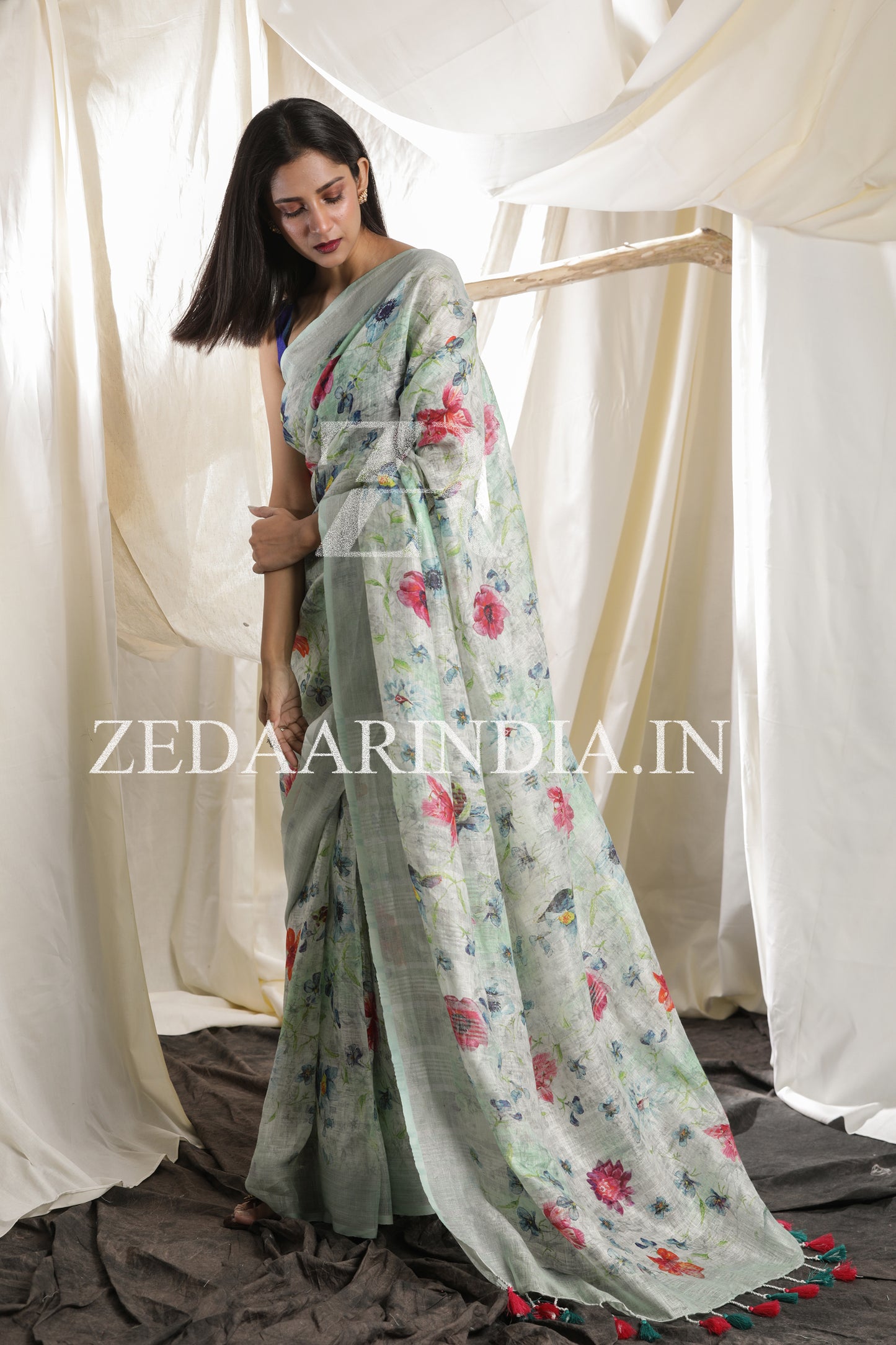 Digital Printed Premium Linen Saree (100% Linen)