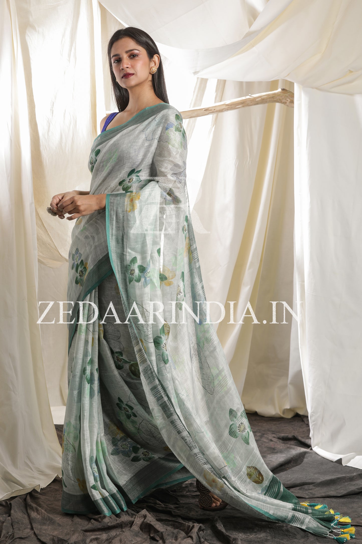 Digital Printed Premium Linen Saree (100% Linen)