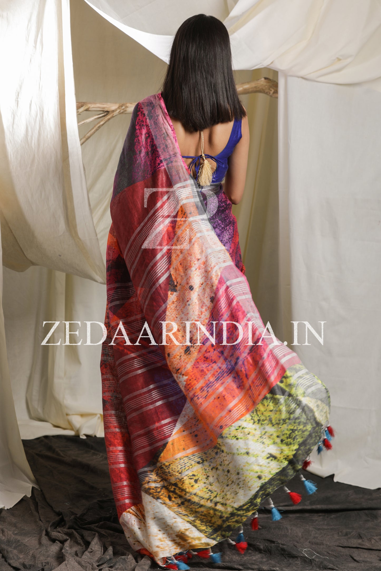 Digital Printed Premium Linen Saree (100% Linen)